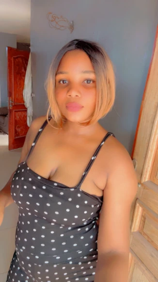 Annie, 24