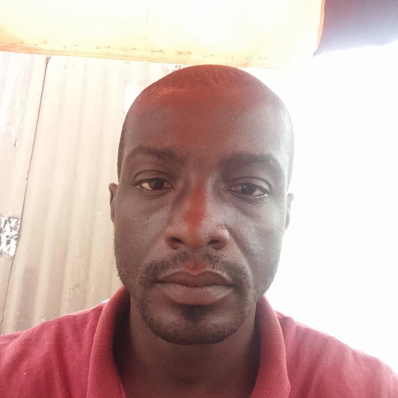 Antoine, 36