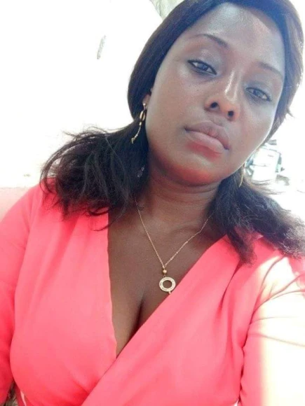 Aurelie, 33