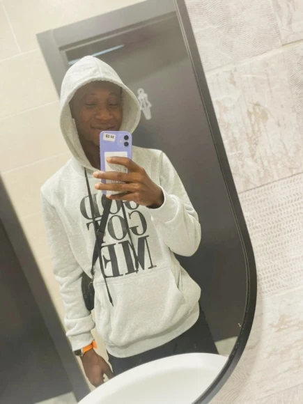 Issa, 30