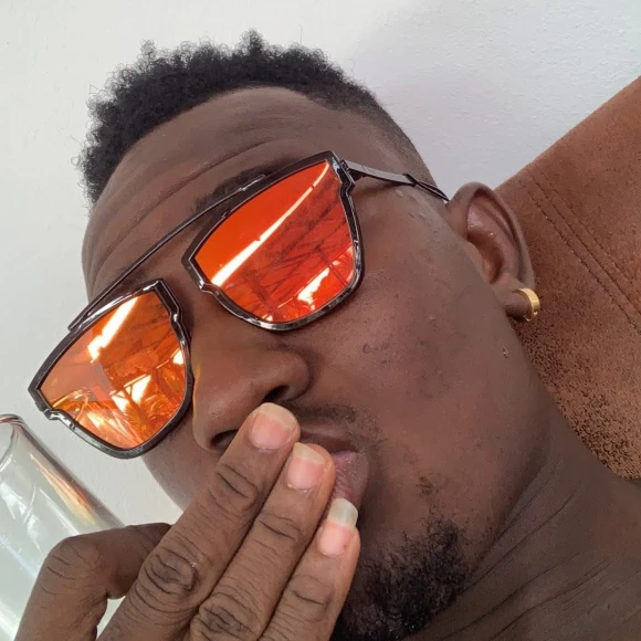 Rolan, 28