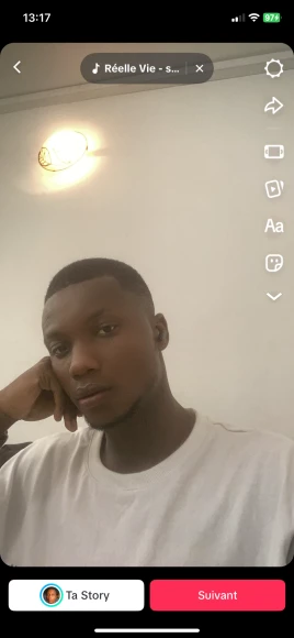 Willy, 26